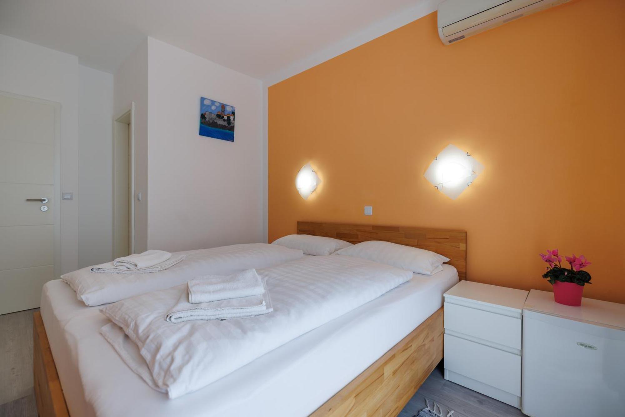 Guesthouse Halilagic 克尔克 外观 照片