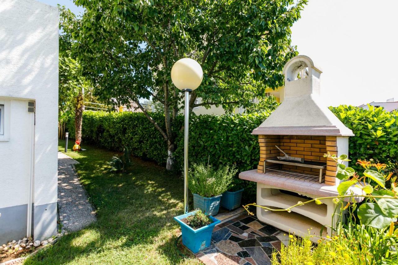 Guesthouse Halilagic 克尔克 外观 照片